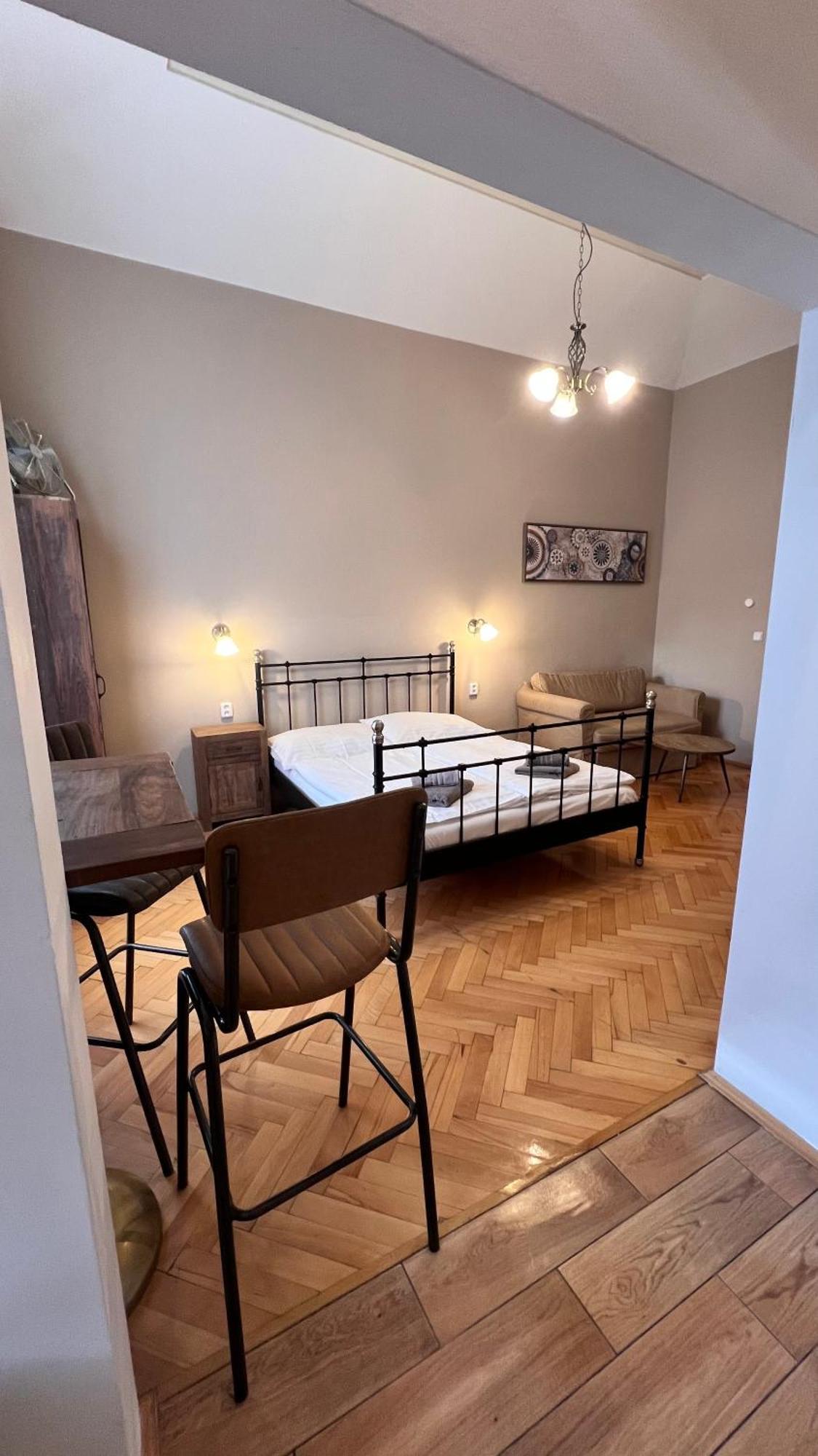 Old Town - Dusni Apartments Praga Zewnętrze zdjęcie