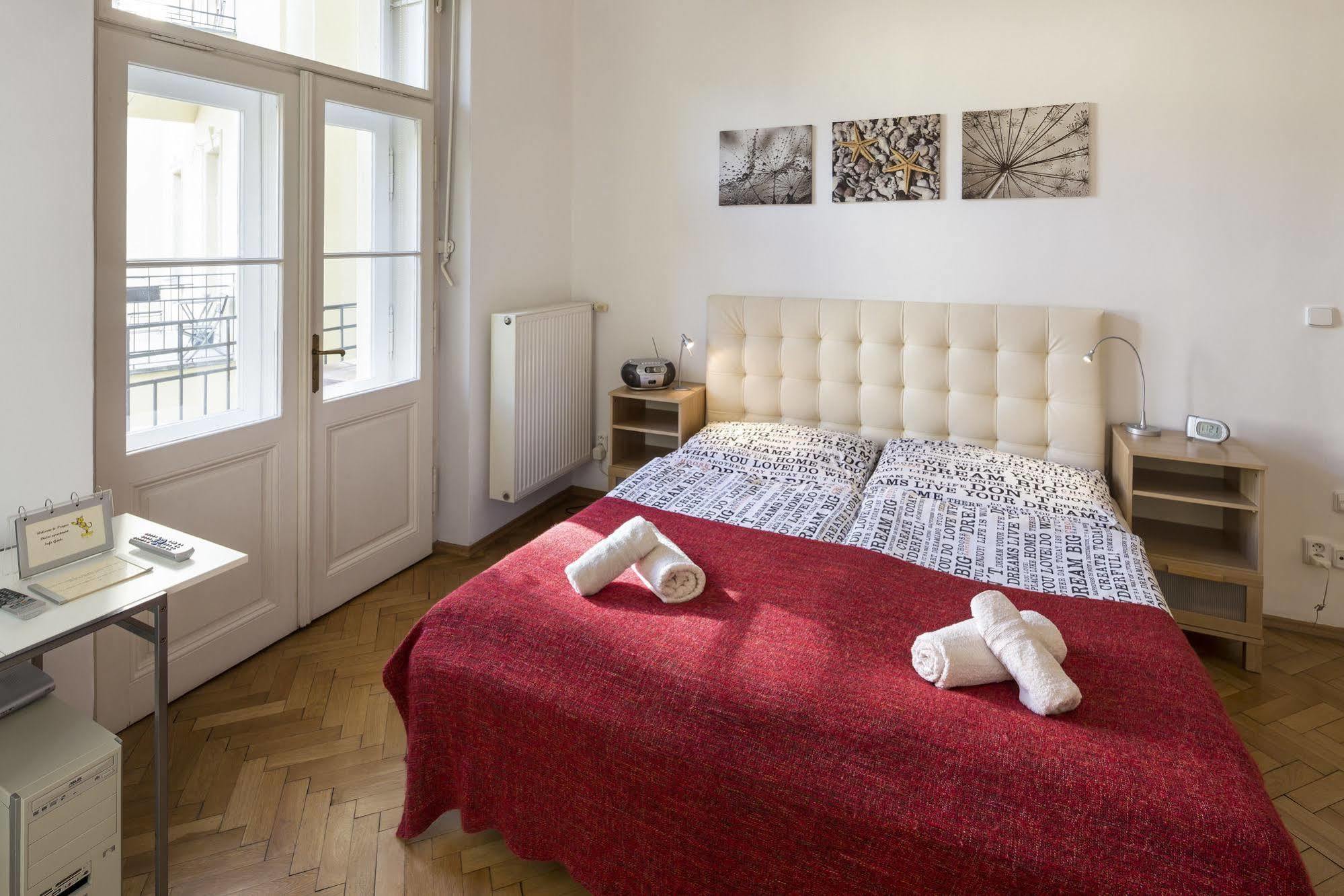 Old Town - Dusni Apartments Praga Zewnętrze zdjęcie
